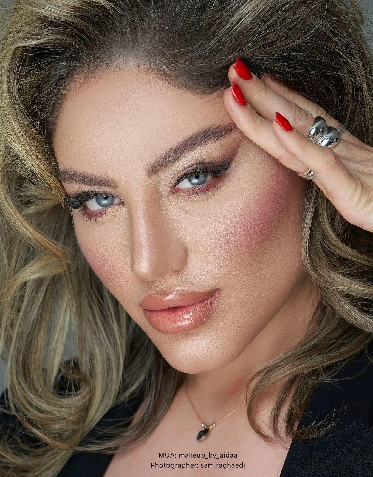 نمونه‌کار