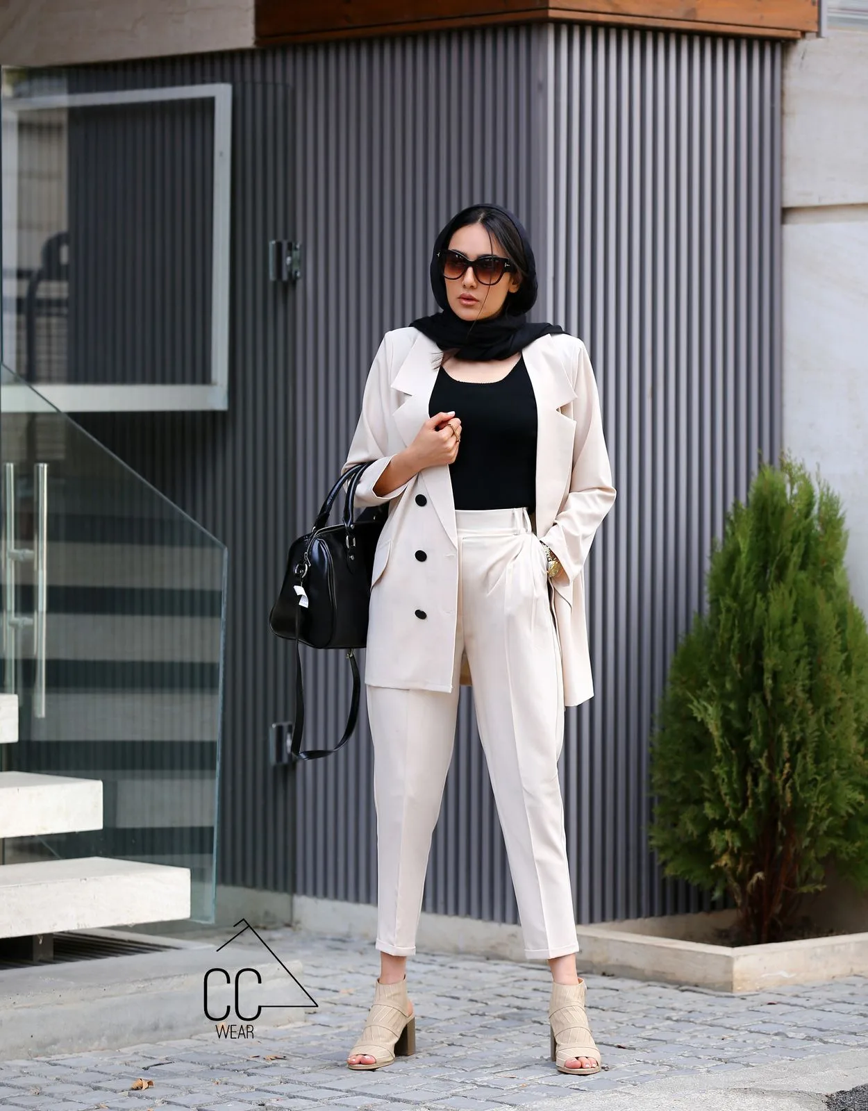 نمونه‌کار